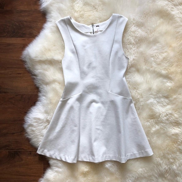Free People Cha Cha Skater Sleeveless Mini Dress M - Picture 1 of 8